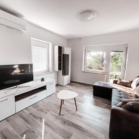 Riad Apartments Premium Zgornje Skofije Kültér fotó