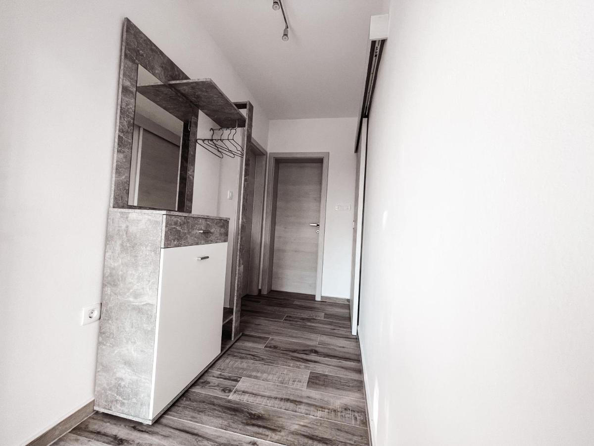 Riad Apartments Premium Zgornje Skofije Kültér fotó