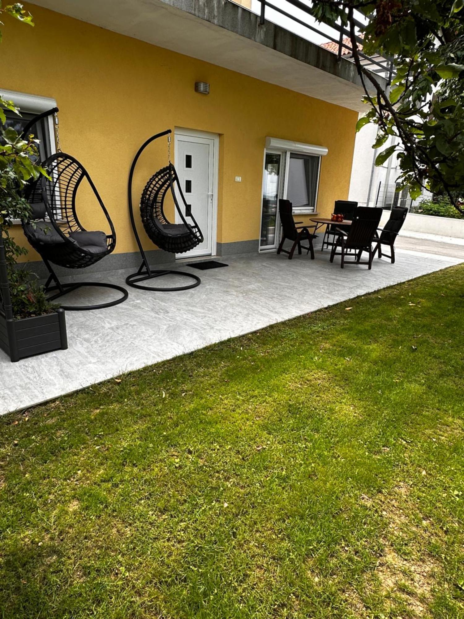 Riad Apartments Premium Zgornje Skofije Kültér fotó
